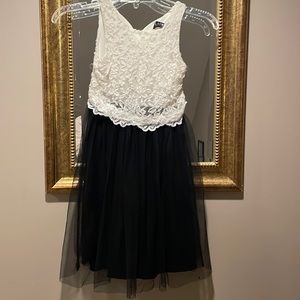 Girl’s lace top dress